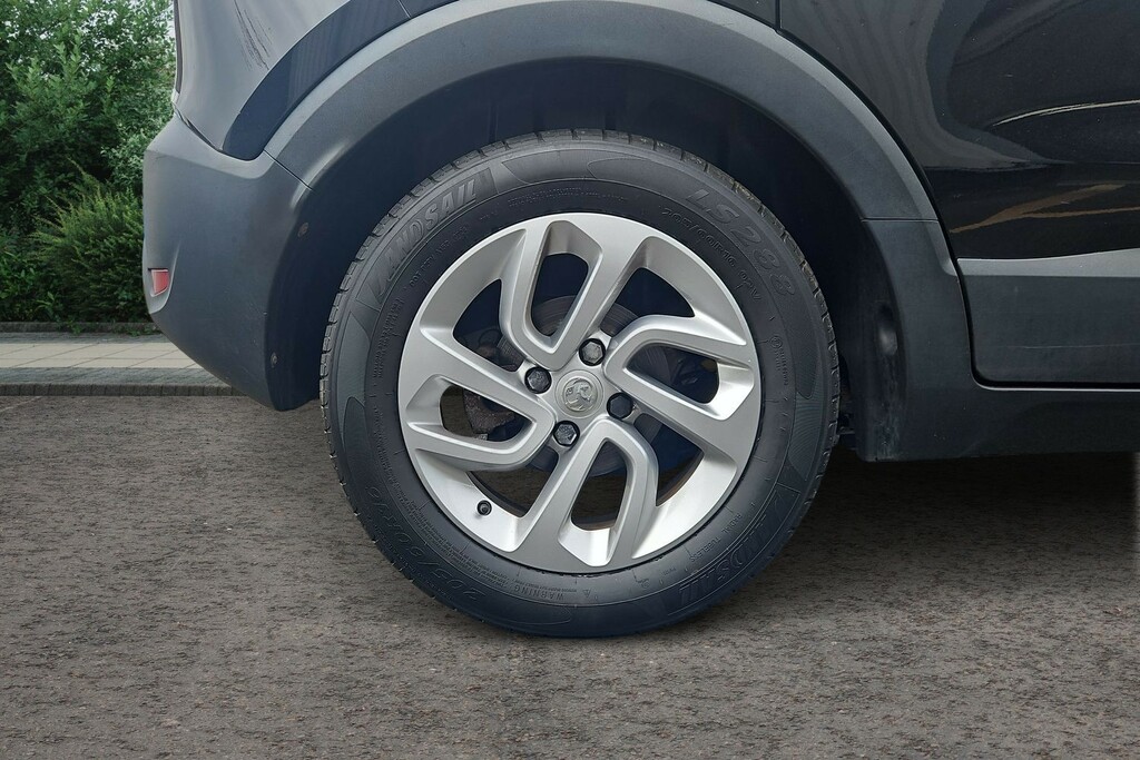 Vauxhall Crossland X Vauxhall Crossland X 1.2 Se Suv Manu... NL68SBU #3