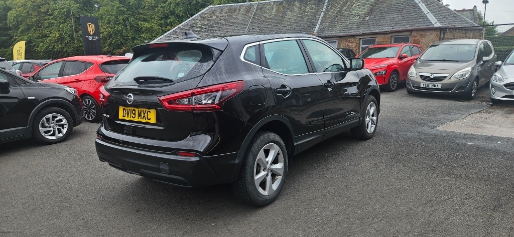 Nissan Qashqai Nissan Qashqai 1.3 Dig T Acenta Premium Suv 5Dr... DV19MXC #6
