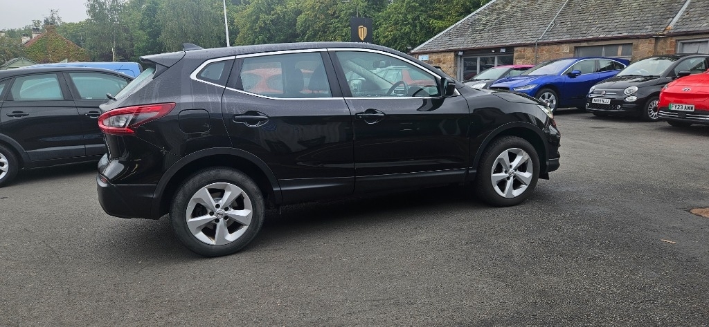 Nissan Qashqai Nissan Qashqai 1.3 Dig T Acenta Premium Suv 5Dr... DV19MXC #2