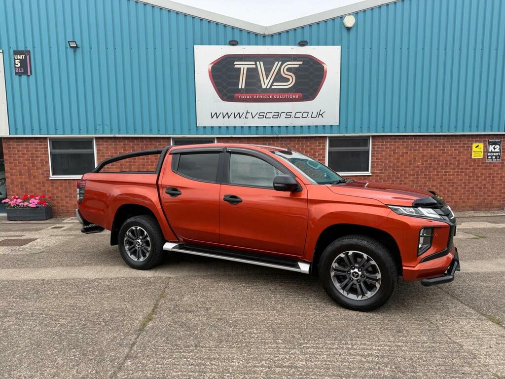 Mitsubishi L200 Pickup 2.2 Di-d Dc Barbarian X 4Wd Euro 6 S WV70NZY Orange #4