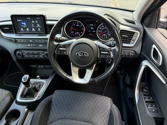Kia Ceed 2019 1.6 Crdi Eco 2 Hatchback Eu LA19TGO Grey #3