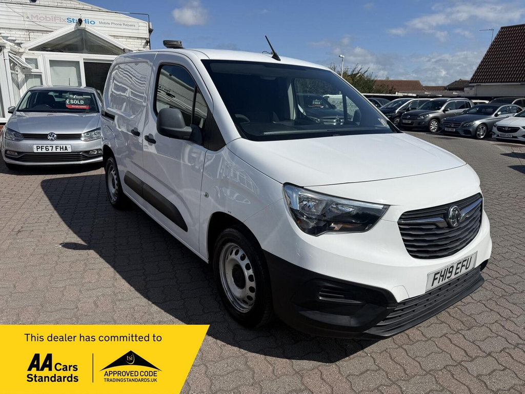 Vauxhall Combo 1.6 Turbo D 2300 Edition L1 H1 Euro 6 Ss White