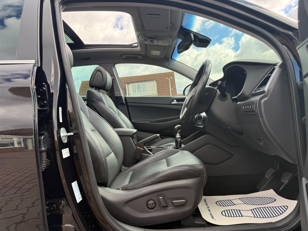 Hyundai Tucson Premium Grey #19