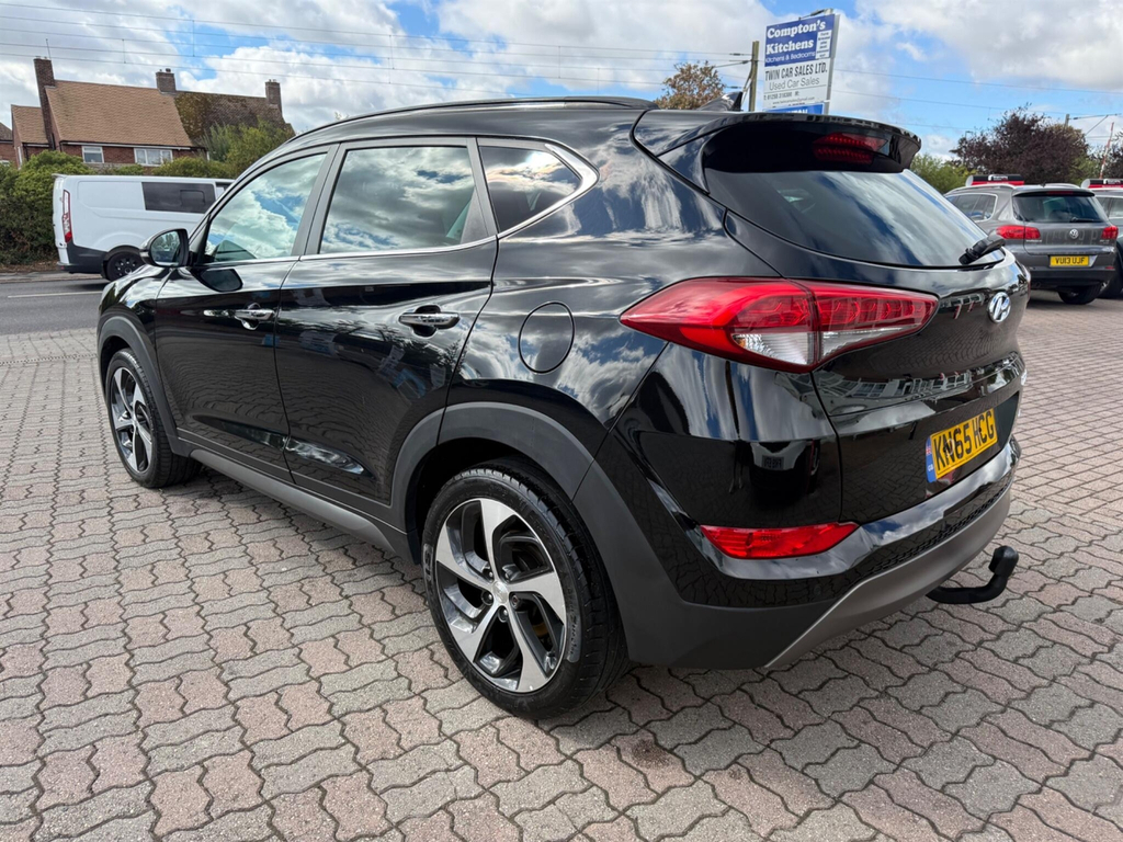 Hyundai Tucson 2.0 Crdi Premium Se 4Wd Euro 6 Black #4
