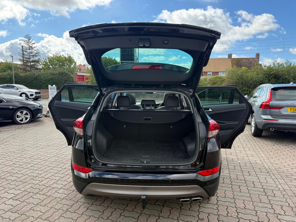 Hyundai Tucson Premium Grey #49