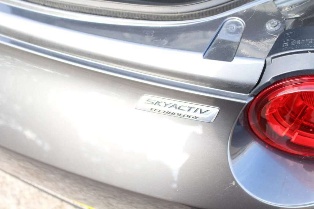 Mazda MX-5 RF Coupe  #13