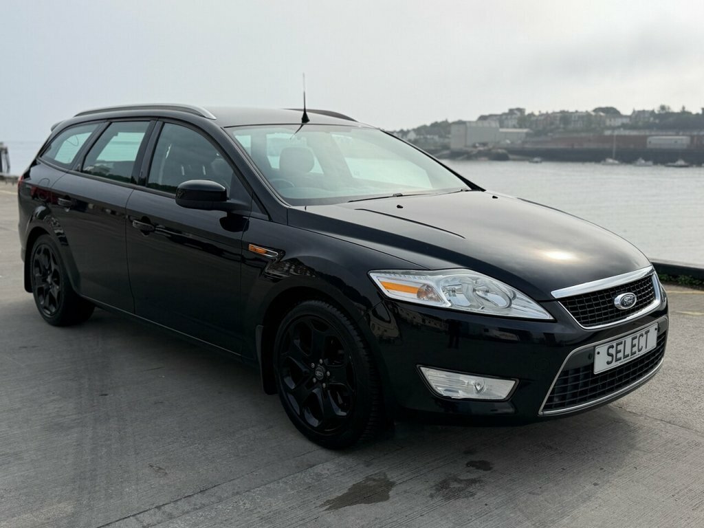 Ford Mondeo Hatchback Silver #18