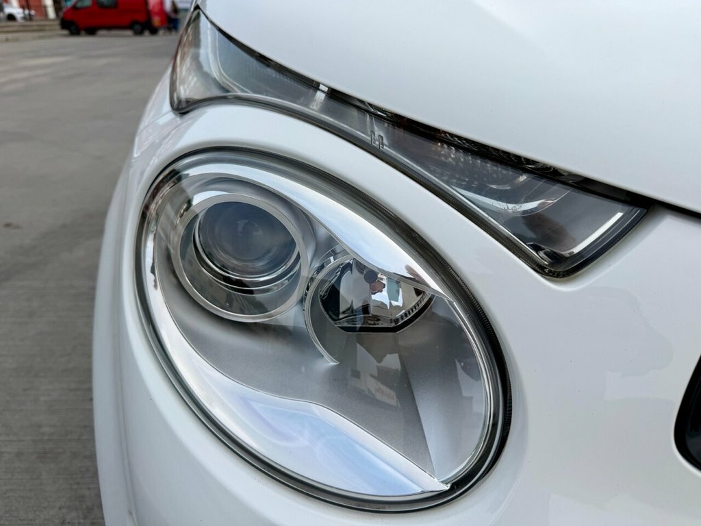 Citroen C1 1L Feel White #4