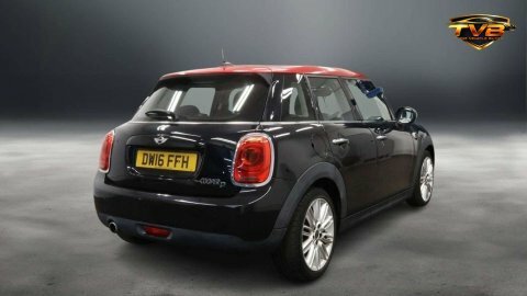Mini Hatch 1.5 Cooper D DW16FFH Black #3