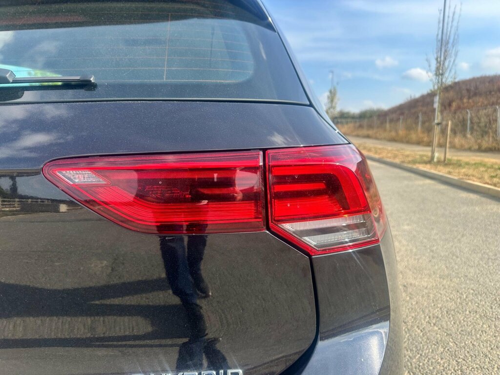 Volkswagen e-Golf Hatchback Black #20