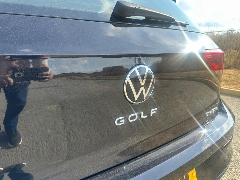 Volkswagen e-Golf Hatchback Black #24