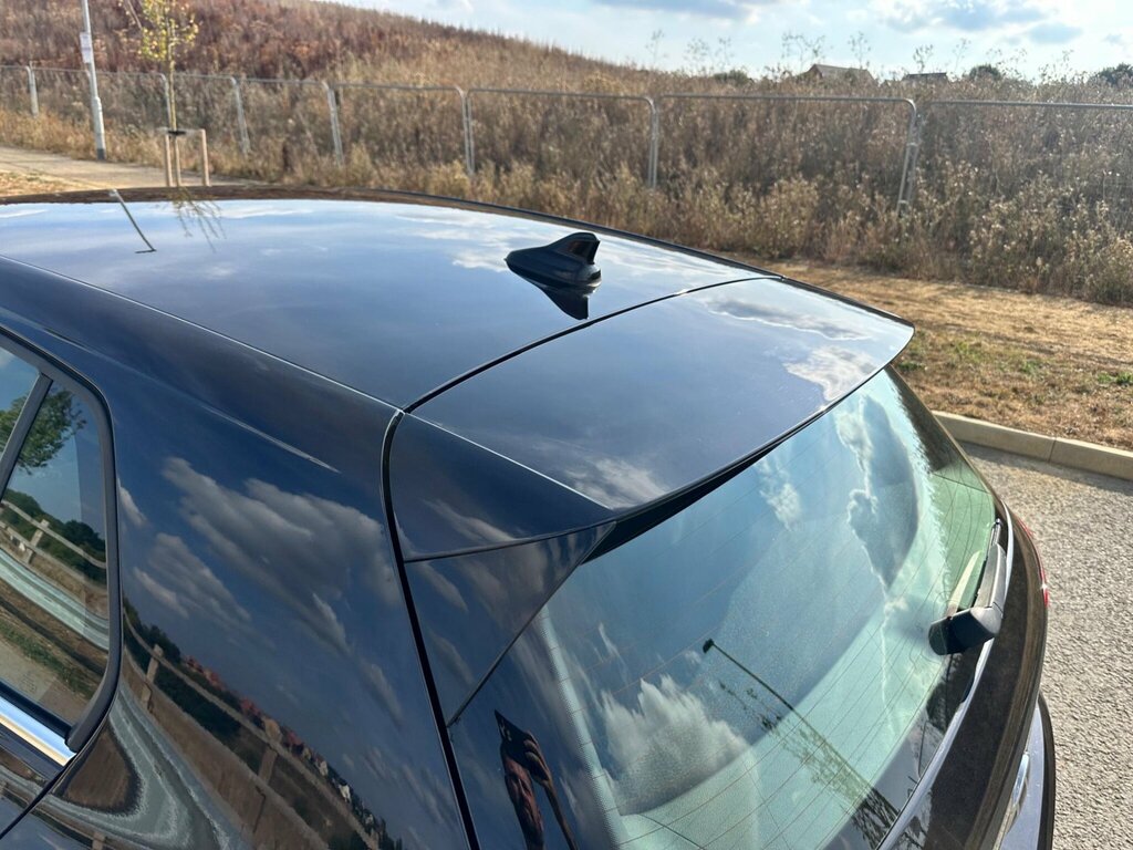 Volkswagen e-Golf Hatchback Black #26