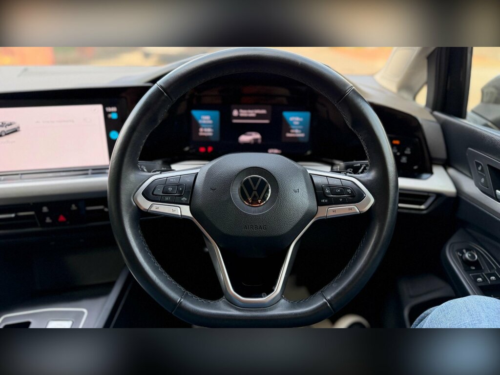 Volkswagen Golf Active Red #22