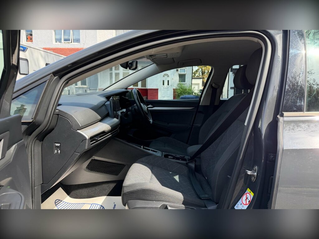 Volkswagen Golf Active Red #9