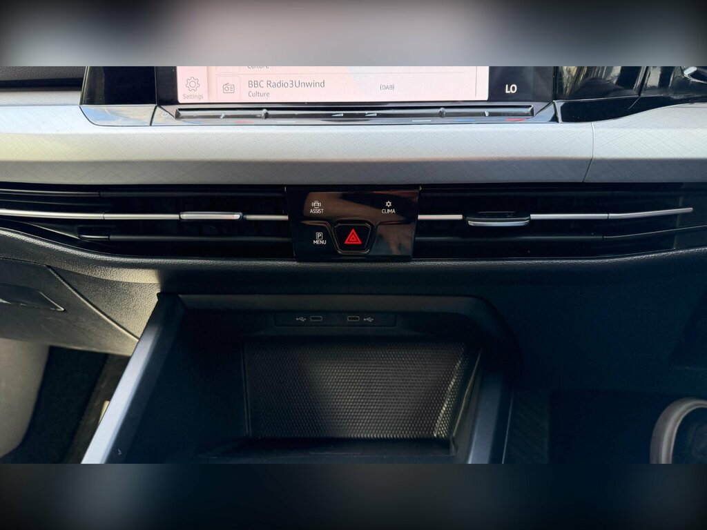 Volkswagen Golf Active Red #23