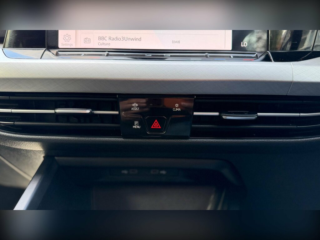 Volkswagen Golf Active Red #20