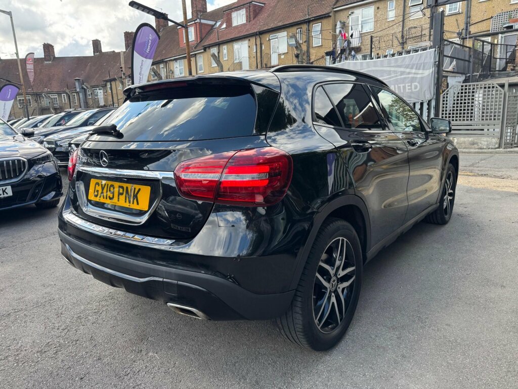 Mercedes-Benz GLA Class 1.6 Gla180 Urban Edition 7G-dct Euro 6 Ss Black #6