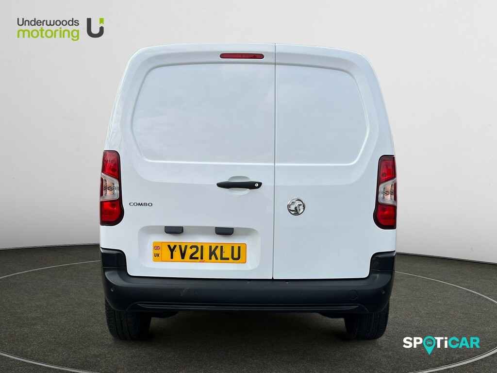 Vauxhall Combo 1.5 Turbo D 2300 Dynamic Panel Van Manu White #6