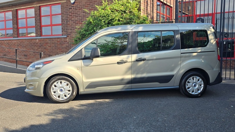 Ford Tourneo Connect 1.5 Tdci Titanium Powershift #7