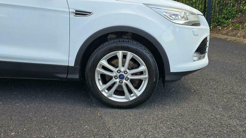 Ford Kuga 2.0 Tdci Titanium X White #6