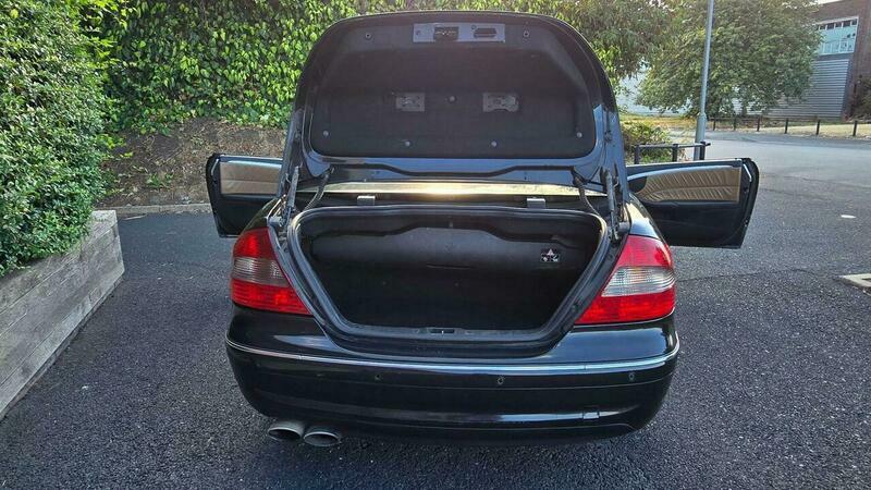 Mercedes-Benz CLK Red #26
