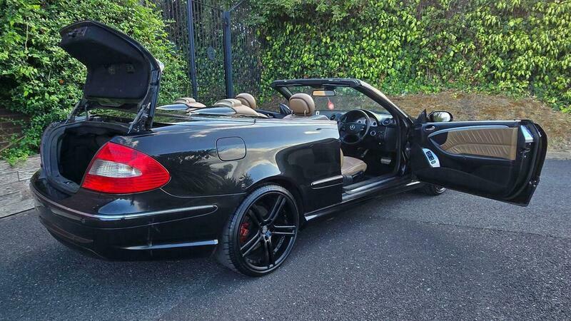 Mercedes-Benz CLK Red #29