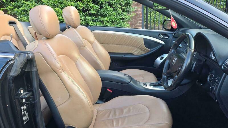 Mercedes-Benz CLK Red #17