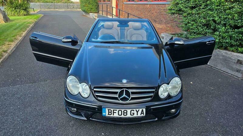 Mercedes-Benz CLK Red #24