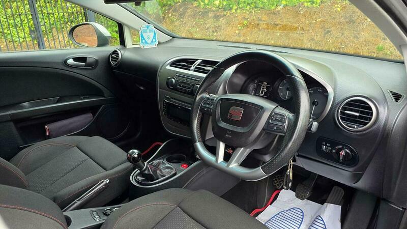 Seat Leon Hatchback 2.0 Grey #10
