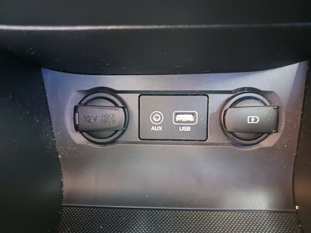 Hyundai I20 Active Black #16