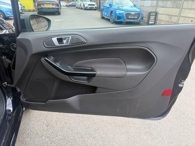 Ford Fiesta 1.0 Ecoboost Zetec Red #21