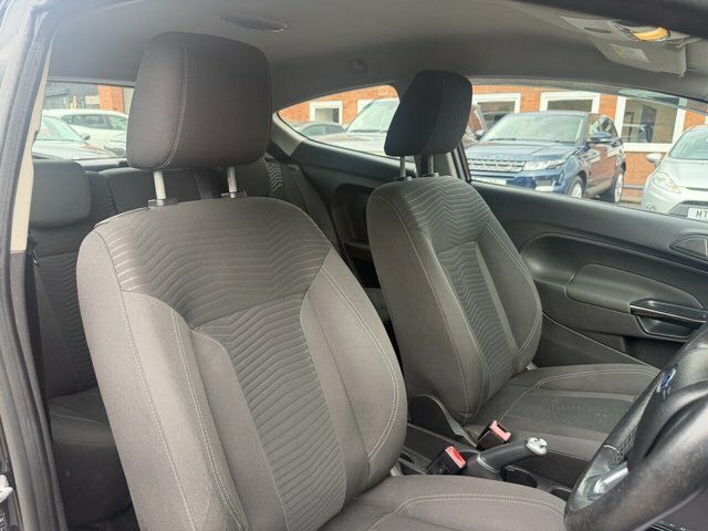 Ford Fiesta 1.0 Ecoboost Zetec Red #44