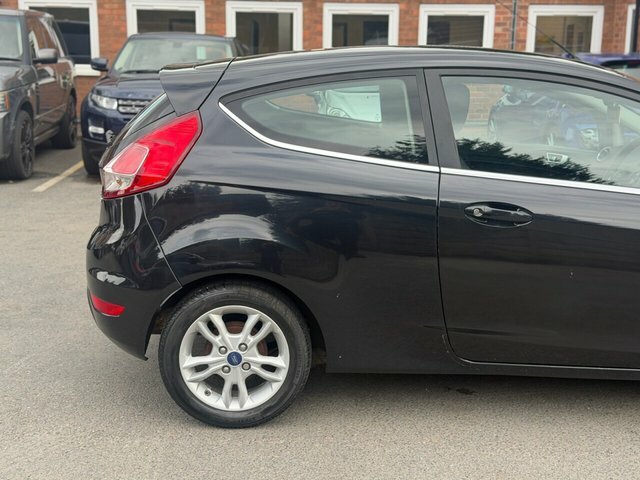 Ford Fiesta 1.0 Ecoboost Zetec Red #17