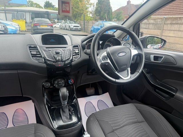 Ford Fiesta 1.0 Ecoboost Zetec Red #50