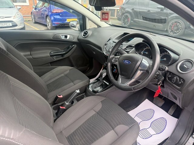 Ford Fiesta 1.0 Ecoboost Zetec Red #45