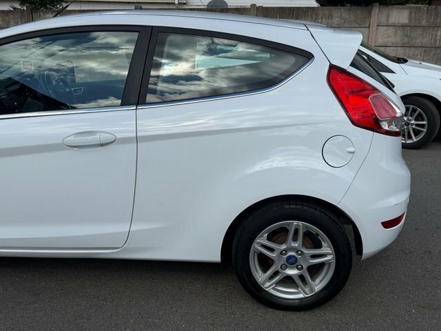Ford Fiesta Hatchback Blue #20