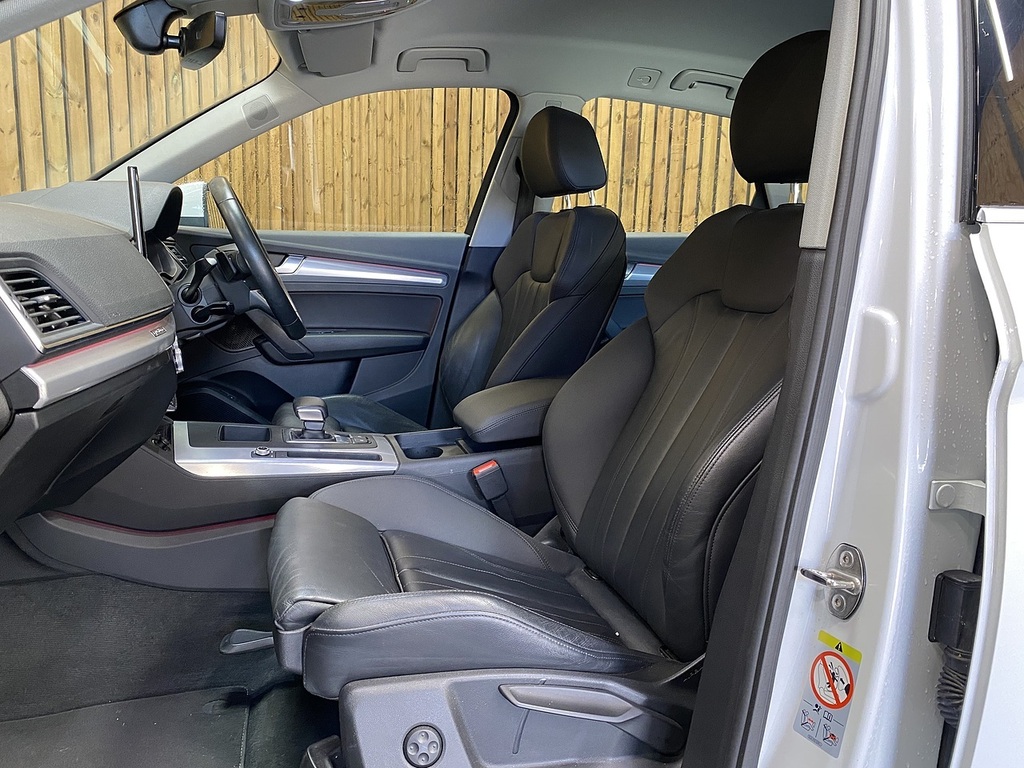 Audi Q5 Tfsi Sport GV21VWO White #3