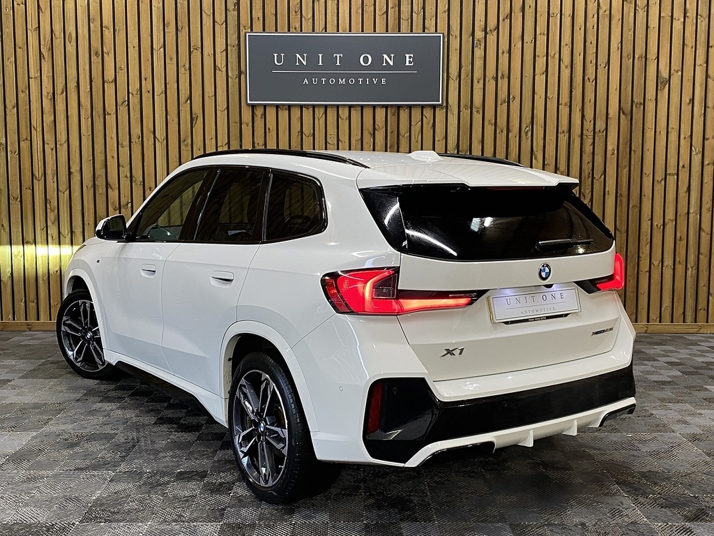 BMW X1 23I Mht M Sport White #2