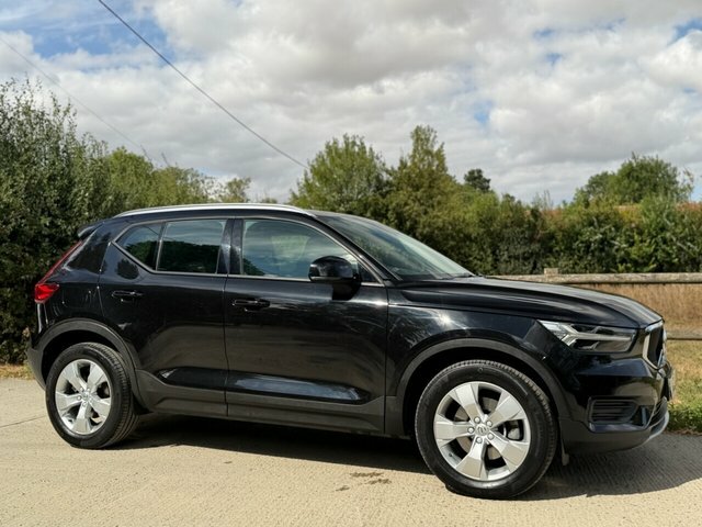 Volvo XC40 T4 Momentum Suv Black #4