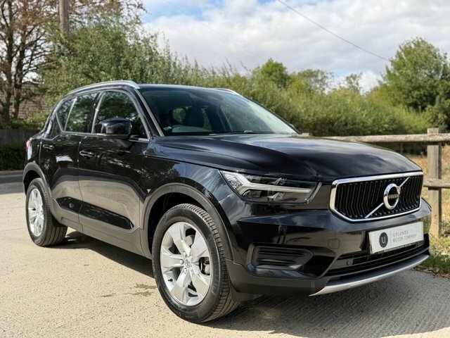 Volvo XC40 T4 Momentum Suv Black