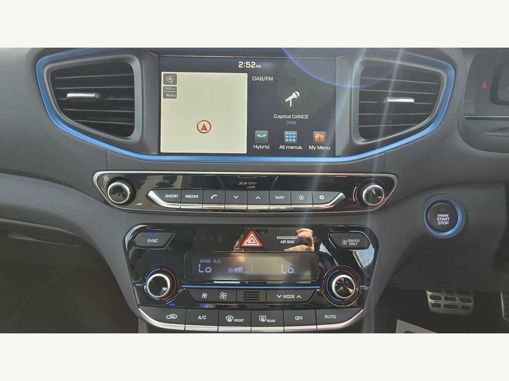 Hyundai Ioniq Hatchback #16