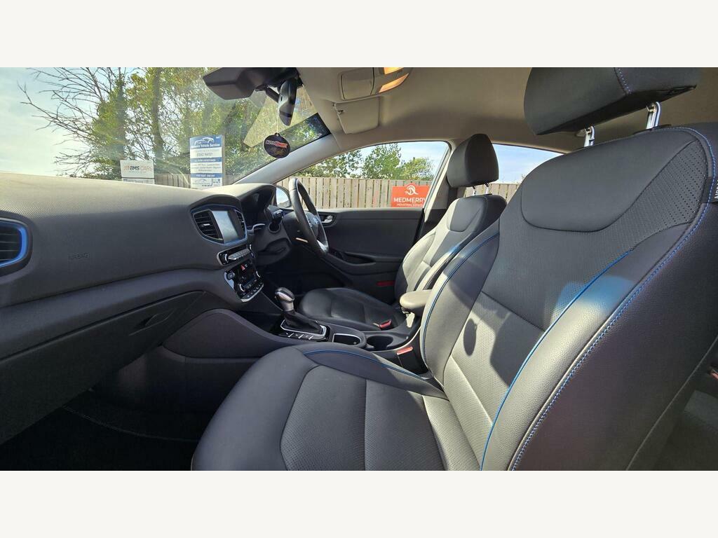 Hyundai Ioniq Hatchback #22