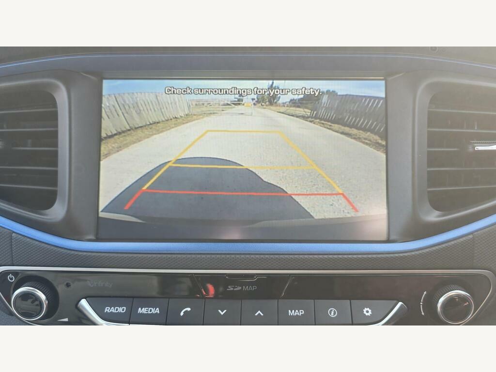 Hyundai Ioniq Hatchback #18