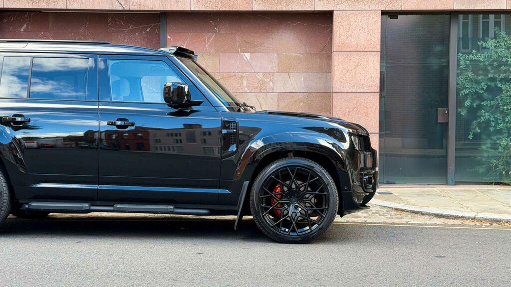 Land Rover Defender Octa Grey #8