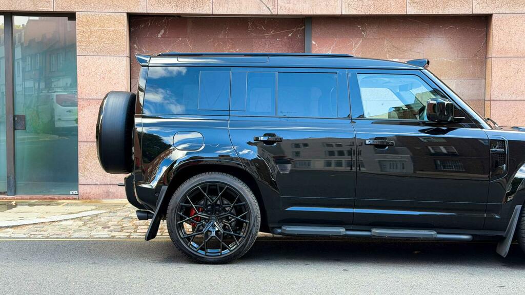 Land Rover Defender Octa Grey #9