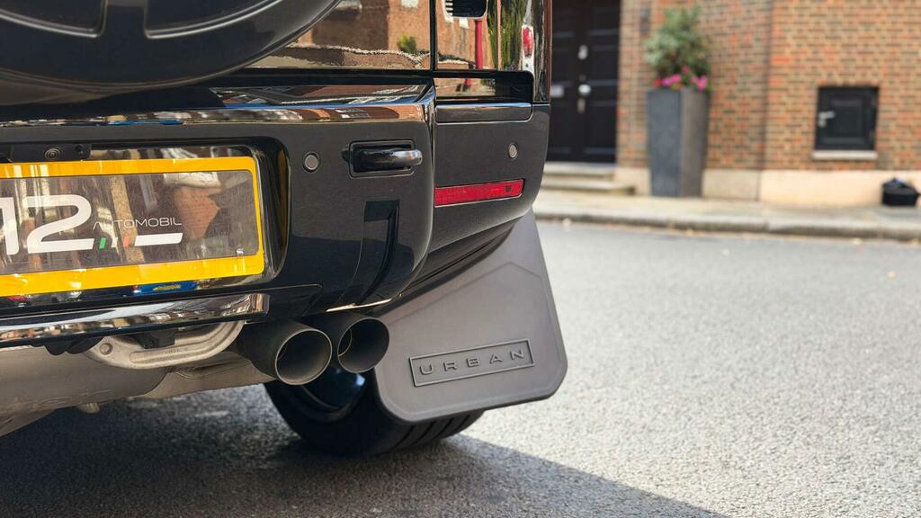 Land Rover Defender Octa Grey #15
