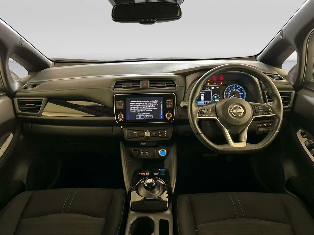 Nissan Leaf 39Kwh N-connecta Hatchback 150 Grey #2