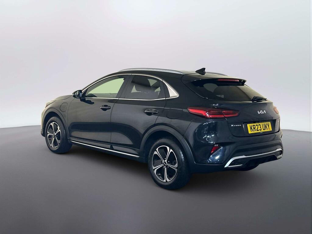 Kia Xceed 1.6 Gdi 8.9Kwh 3 Suv Plug-in Hybrid Dct Black #6