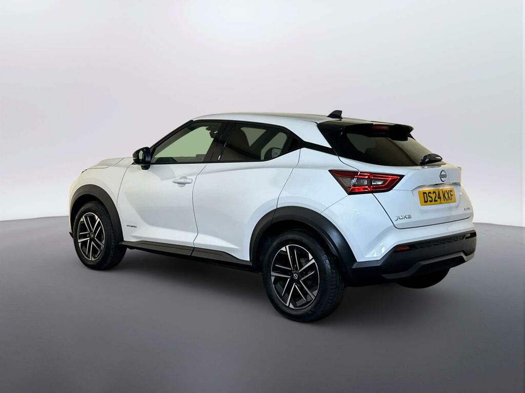 Nissan Juke 1.6 N-connecta Suv Hybrid Euro 6 White #6