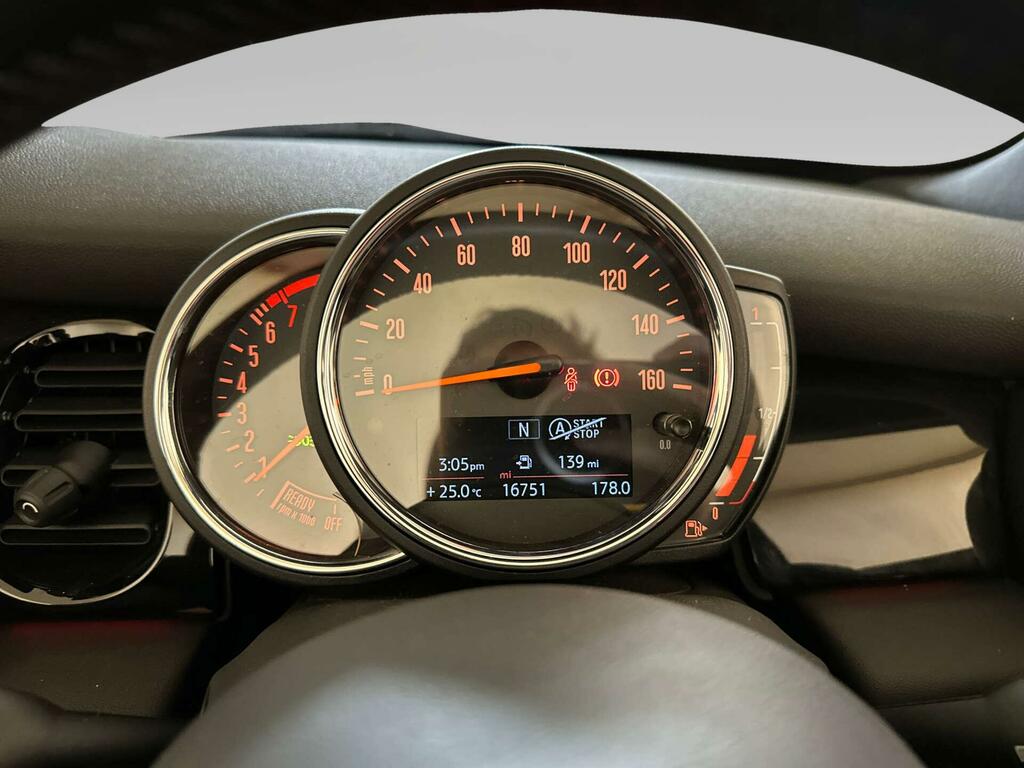 Mini Convertible 2.0 John Cooper Red #16